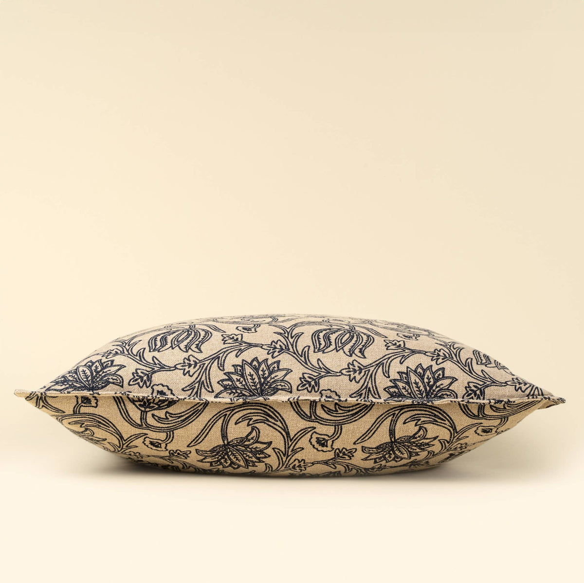 24x24 Lotus Linen Pillow, Blue